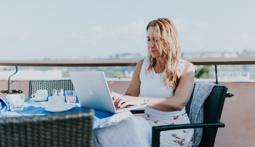 Drop shipping to kick start your e-commerce business