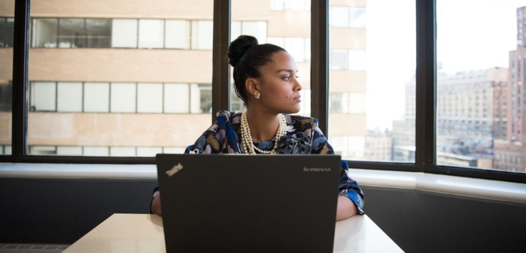 Choose an online e-commerce specialist rather than a local accountant